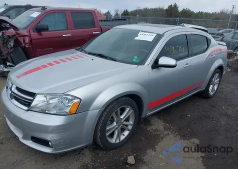 2011 Dodge Avenger Mainstreet z USA, uszkodzony, nr VIN 1B3BD1FG2BN534373